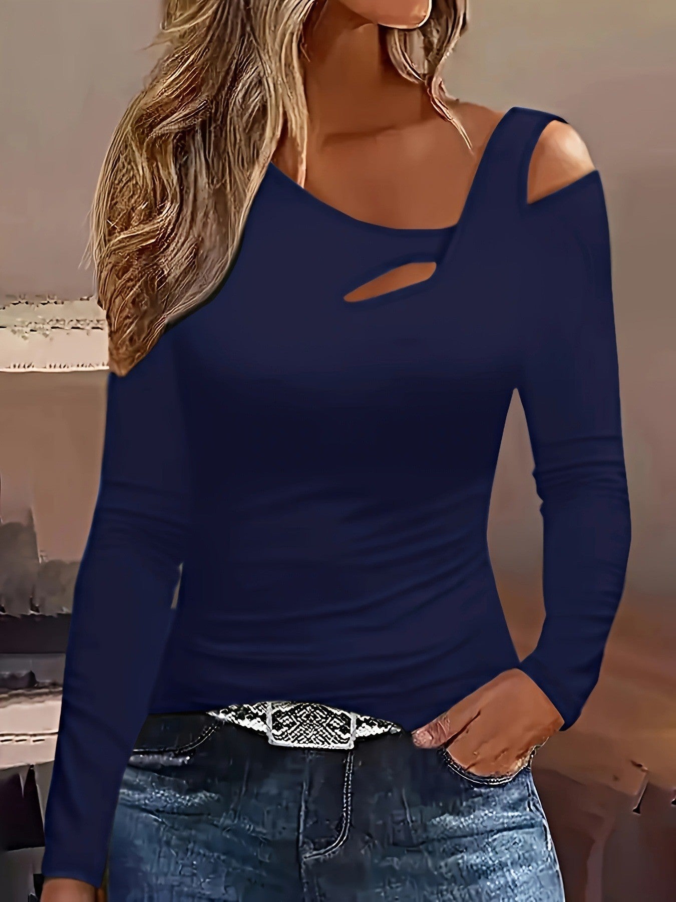 Hollow Out Shoulder-baring Long-sleeved T-shirt Women's Bottoming Shirt